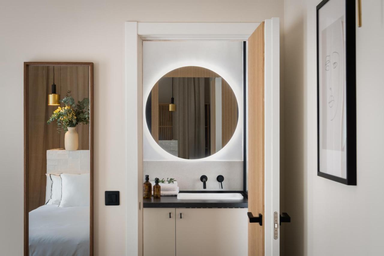 Magno Apartments Robles With Jacuzzi And Private Parking เซบีญา ภายนอก รูปภาพ